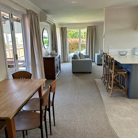 Hilltop Cottage Lac Lac Taupo Extérieur photo